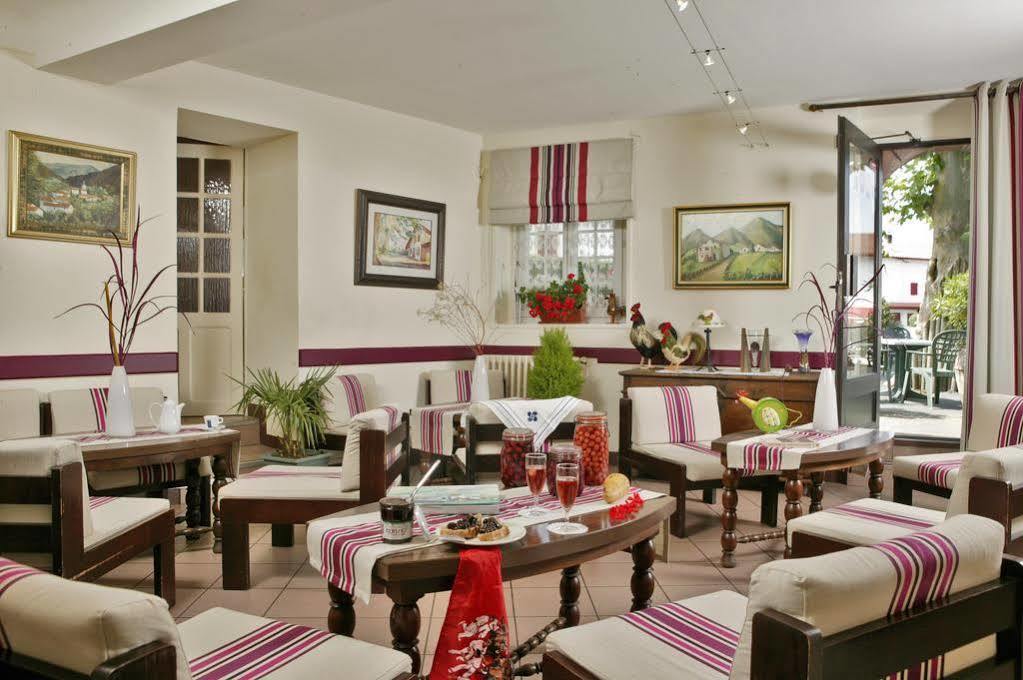 Hotel Restaurant Du Fronton Itxassou Εξωτερικό φωτογραφία